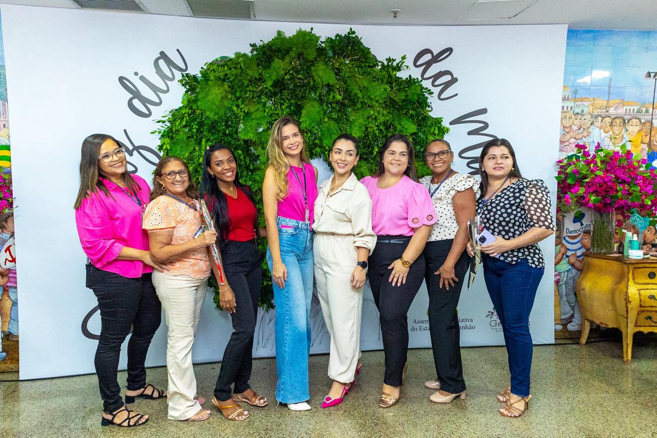 Homenagem Dia Internacional da Mulher 